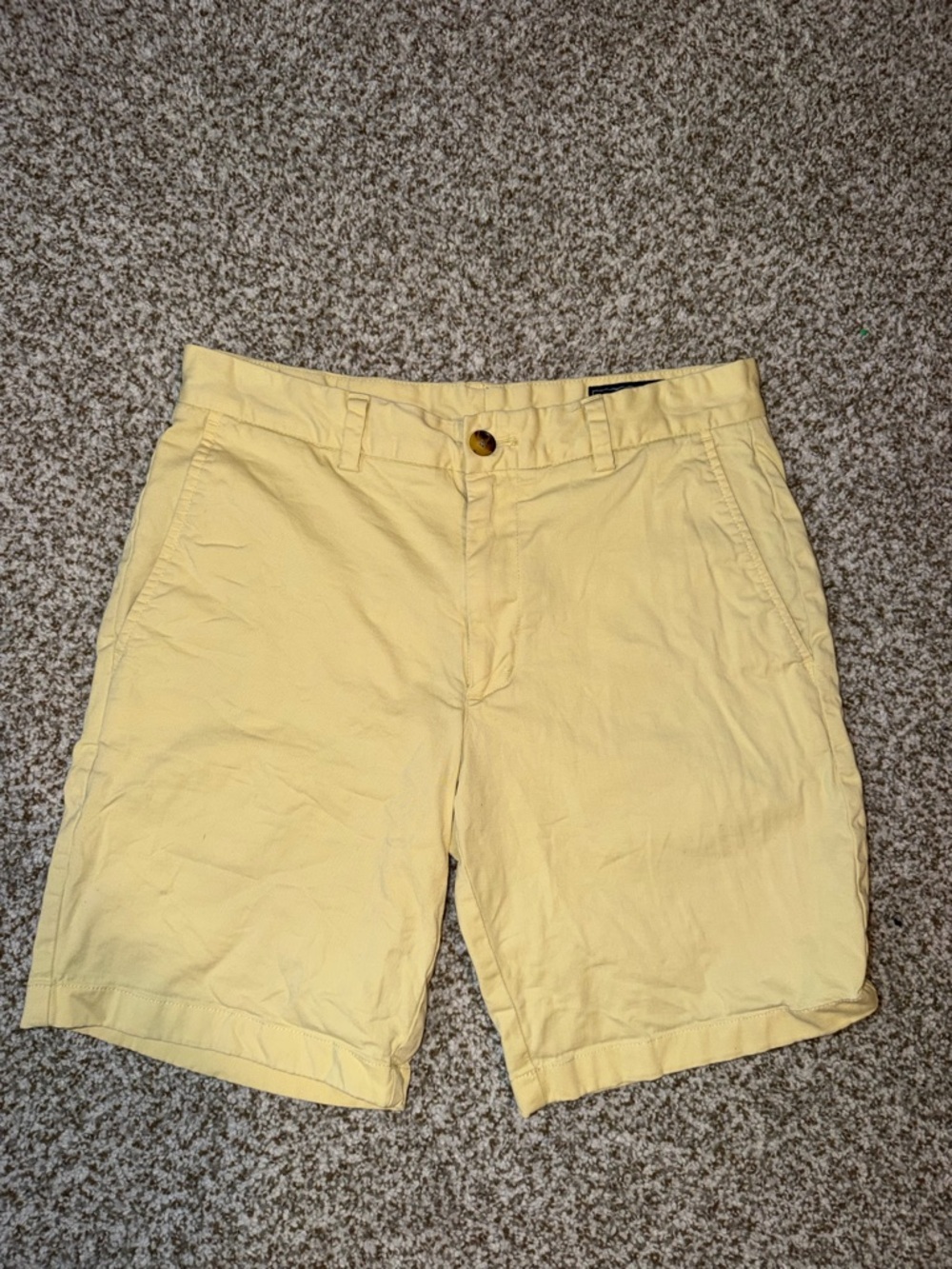 Vineyard Vines Pale Yellow Flat Front Men's Shorts
